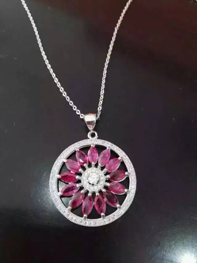 С натуральным красным Рубином кулон S925 стерлингового серебра кулон из природного кристалла Цепочки и ожерелья модные элегантные круглые женские вечерние ювелирные изделия