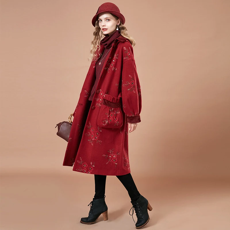 ARTKA 2018 Autumn and Winter New Women Vintage Red Lantern Sleeve Large Pocket Floral Embroidered Loog Woolen Coat WA10182D