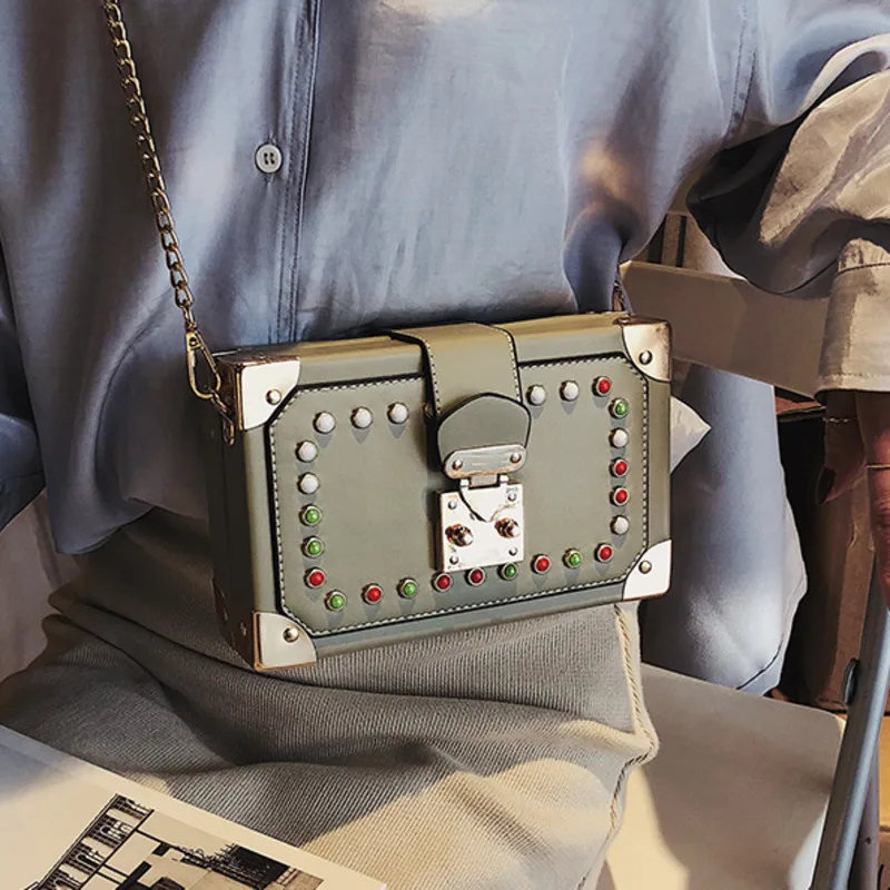 

Female Crossbody Bags For Women 2019 High Quality Leather Luxury Handbags Designer Sac Ladies Rivet Pearl Shoulder Messenger Bag