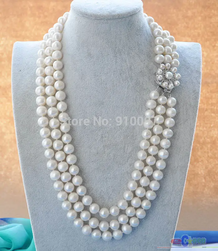 

>>>3ROW 22" 8-9mm ROUND WHITE FRESHWATER PEARL NECKLACE