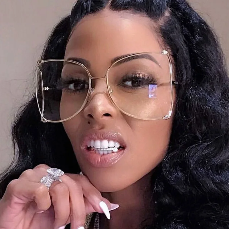 

New Fashion Oversized Big Frame Square Sunglasses 2018 Retro Special Brand Designer Clear Shade Glasses for Female Pearl Eyewear