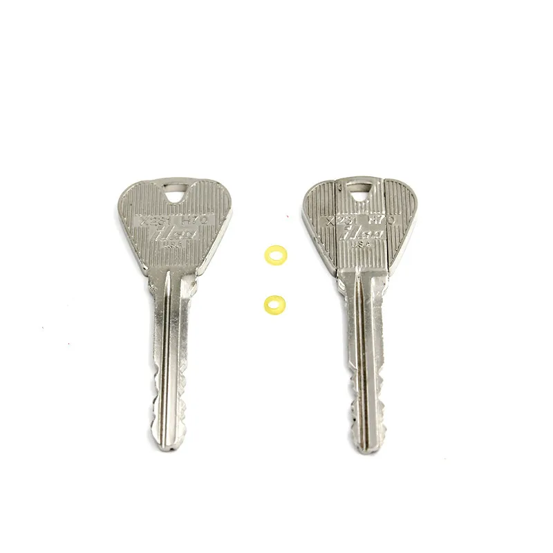 1 set Easy to do Magic Tricks Key into Bottle fold keys close up magic illusion magician gimmick|Волшебные фокусы| |