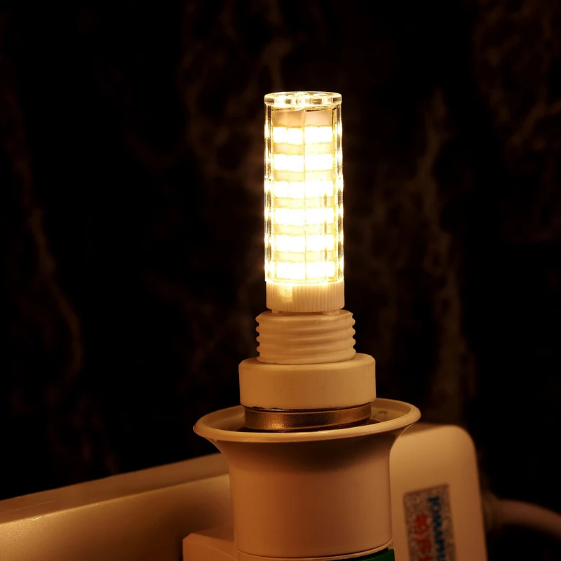 E14 lámpara LED 4 W 52 LED 6 W 76LED 220 V Bombillas de luz LED Bombilla de maíz SMD2835 candelabro de cristal E14 bombilla reemplazar halógeno E14 lámpara LED 4 W 52 LED 6 W 76LED 220 V Bombillas de luz LED Bombilla de maíz SMD2835 candelabro de cristal E14 bombilla reemplazar halógeno