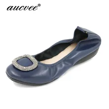 Aucvee бренд Для женщин из натуральной кожи женские балетки на плоской подошве женская обувь с круглым носком с пряжкой и стразами Лоферы Slip-on Boat Shoe v03