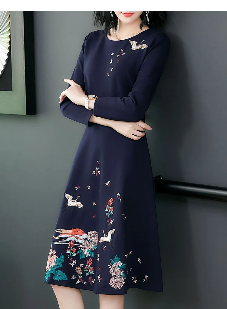 Новое дизайнерское элегантное женское платье с вышитыми цветами и птицами, Осеннее высококачественное тонкое винтажное платье с рукавом 3/4 размера плюс А-силуэта