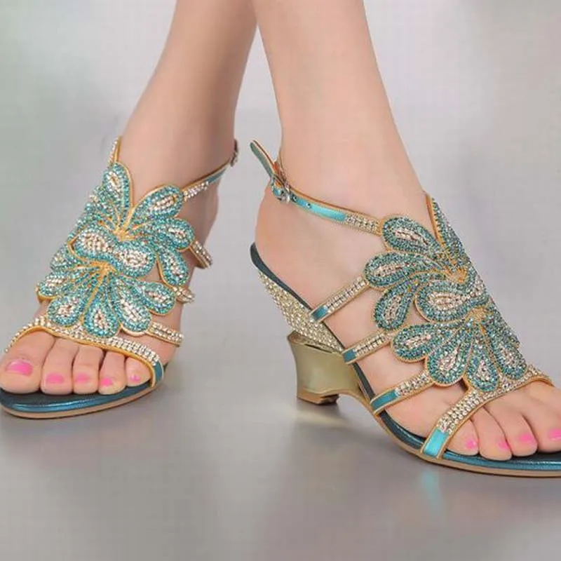 

hot sale 2018 new fashion wedge gladiator platform sandals women flower rhinestone summer pumps crystal wedding high heels shoes