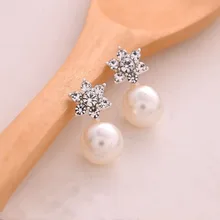 Hot 1 Pair Women Girl Elegant Charming Crystal Rhinestone Pearl Earrings Jewelry Ear Stud Gift Hot 1 Pair Women Girl Elegant Charming Crystal Rhinestone Pearl Earrings Jewelry Ear Stud Gift
