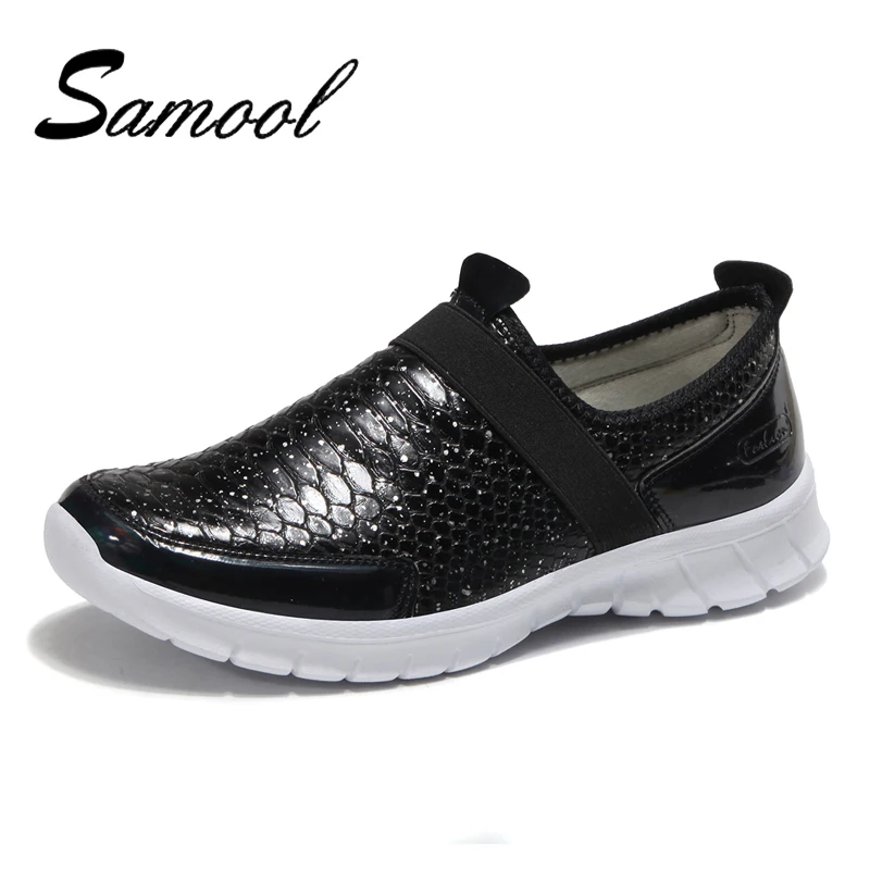 lightweight flat shoes