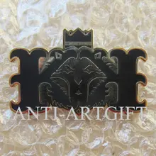 На заказ имитация, жесткие, покрытые эмалью черные никелевые нагрудные значки Лев позолоченные 50 мм металлическая краска античный Лев несколько дизайн эмблемы