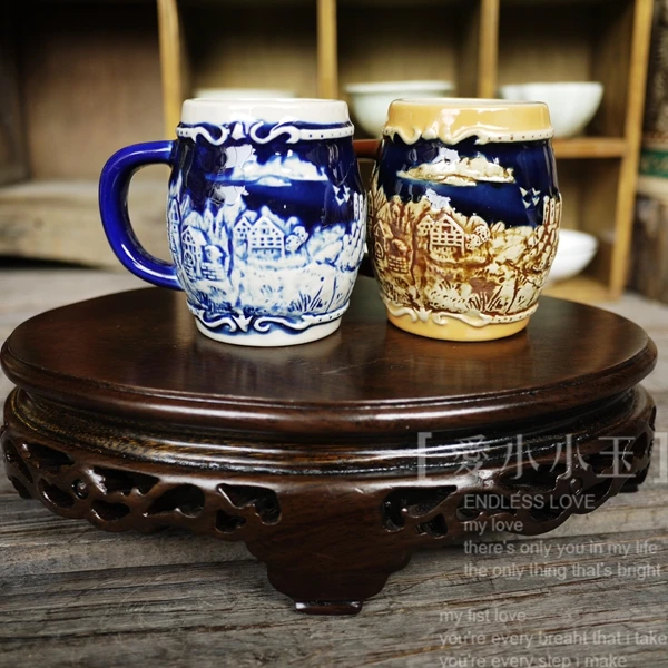 

Mini Ceramic German Beer Mug Small Size Hand Painted Mugs Embossed Pattern Home Bar Decoration 2 Color 8*7cm