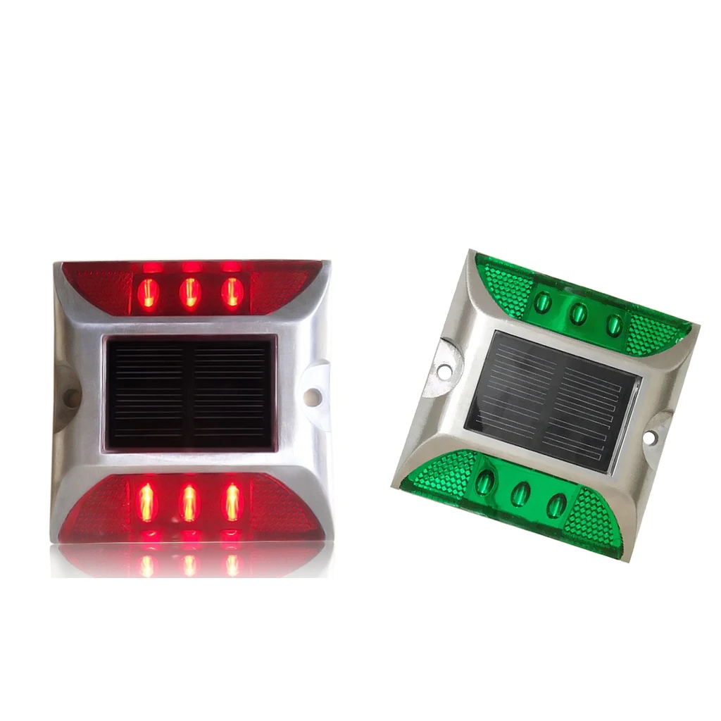 2Pcs Ultra Bright Outdoor Solar Power LED Light Driveway Step Road Lamp Green + Red