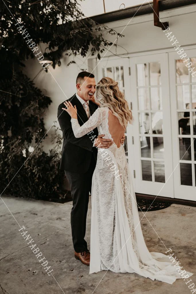 AlexaMikey-Wedding-169-683x1024