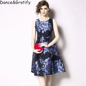 

New 2019 High End Women Vintage Office Lady Tank Dress Jacquard Floral Work Women Summer O-neck Sleeveless Party Dress