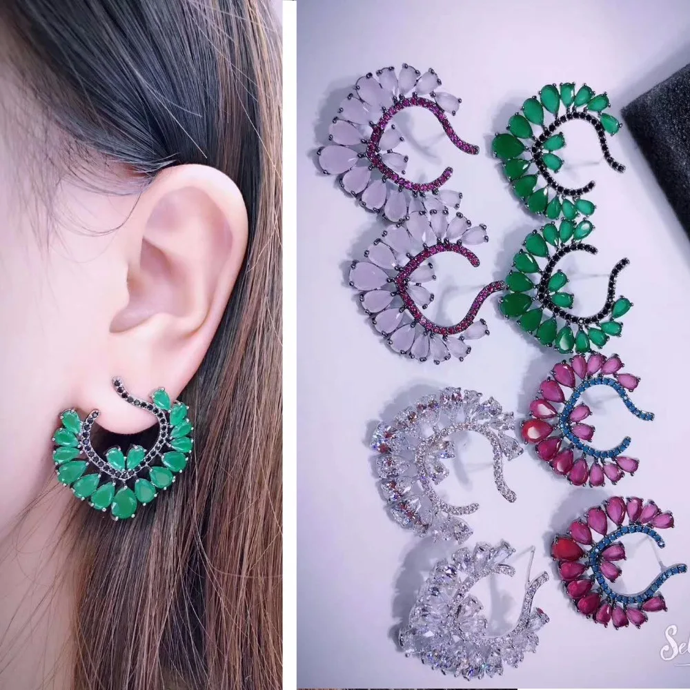 

Beautiful Charm Stud Earrings Fashion Luxury Brilliant Cubic Zirconia Wedding Bride Earring For Female Engagement Gifts E-084