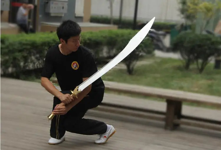 

Top quality of Ba Gua Dao Wushu BroadSwords with free shipping!