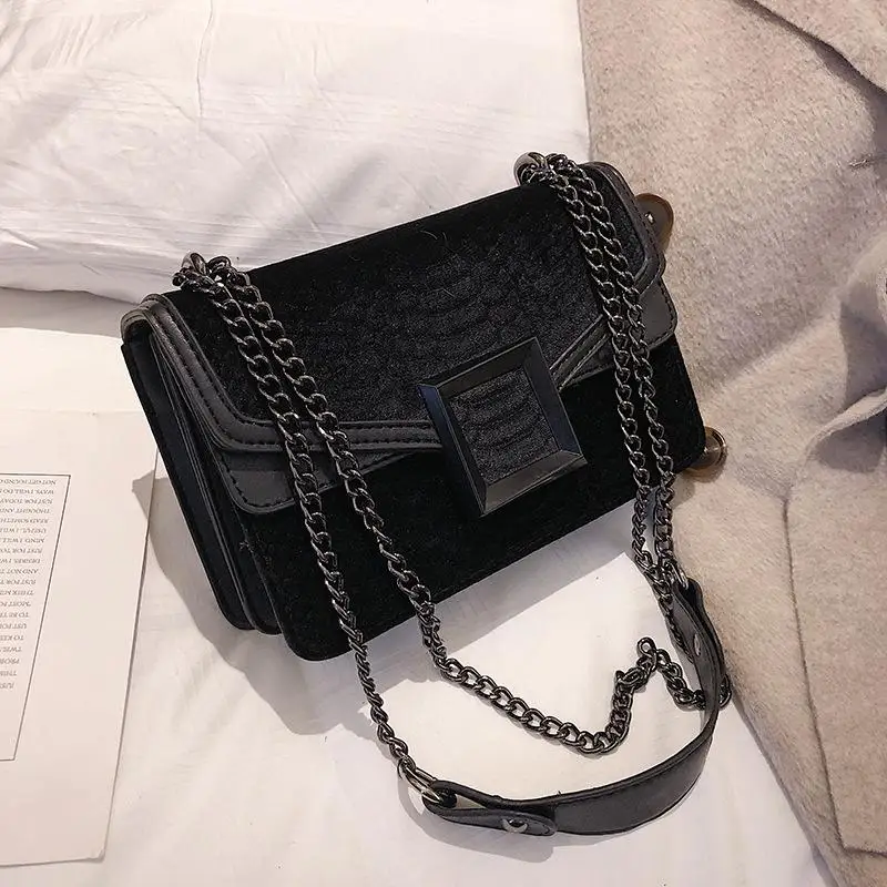 Winter Autumn Luxury Female Bag Women Velvet Shoulder Bag Chain Strap Flap Messenger Bag For Female Crossbody Bag - Color: Black