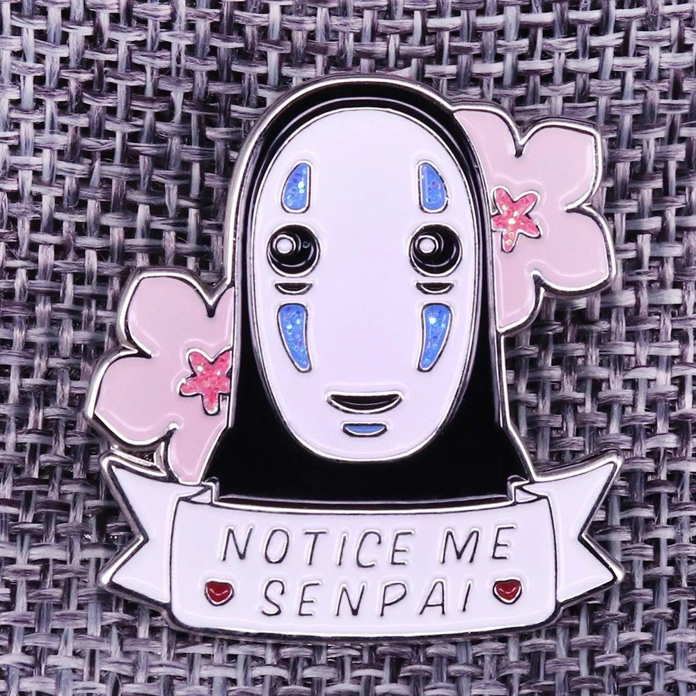 Cadeau Pour Fan D Anime Senpai – Badge en émail avis Me, cadeau pour les Fans d'anime | AliExpress