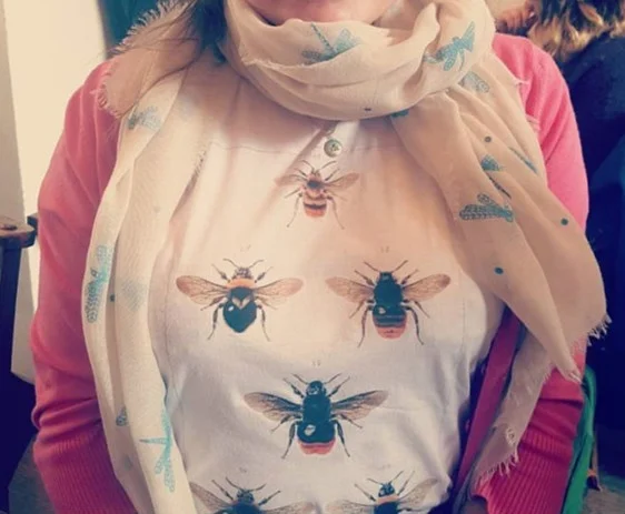 

Fashionshow-JF 1pcs British Bee's Unisex T-Shirt Bee Tshirt Women Insect Tshirt Bee Illustration Insect Print Entomology Tshirt