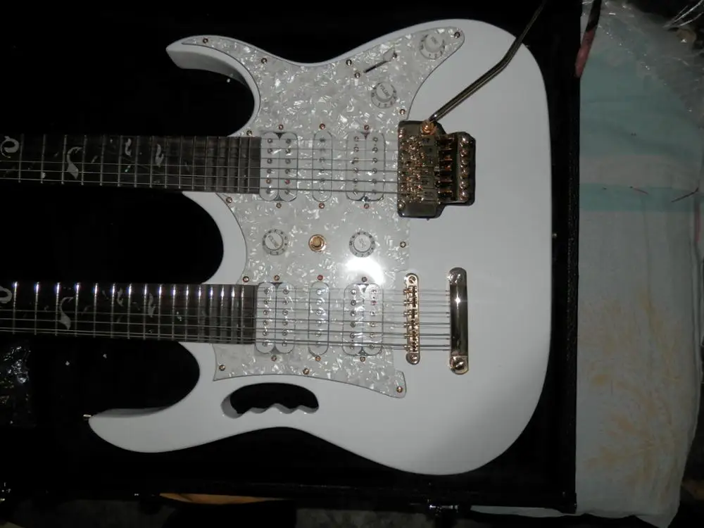

free shipping top quality musical instruments new 7 v double necks 12string 6 sring electric guitar in white 1211