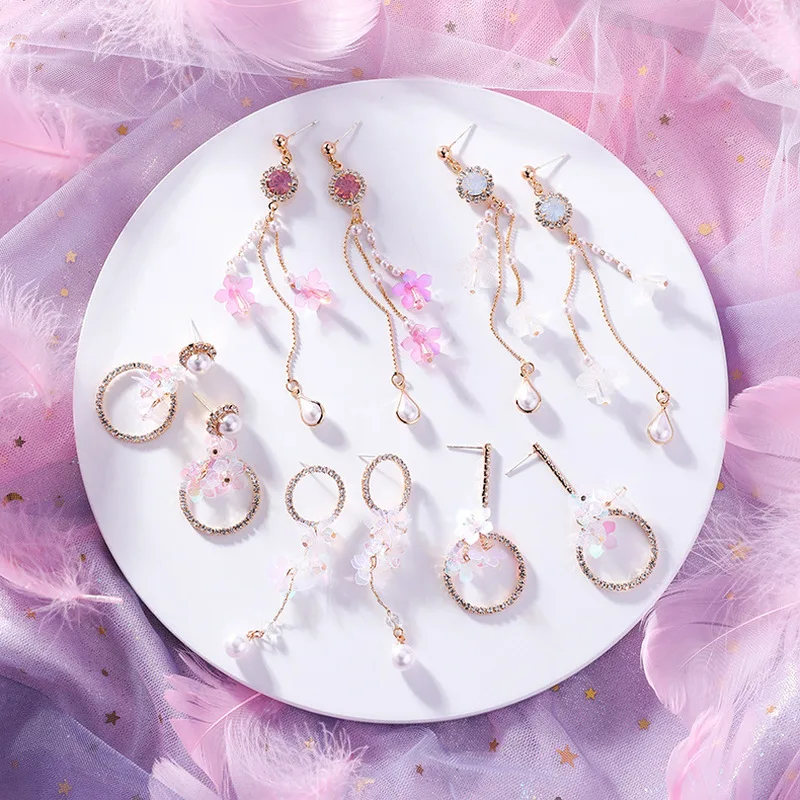 

Silver Needle Color Sequin Flower Tassel Earrings Imitation Pearl Opal Crystal Petal Drop Earrings for Women Fashion Accessories