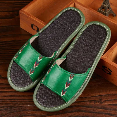 Высококачественные тапочки из овечьей кожи; нескользящая домашняя обувь; модные домашние тапочки на нескользящей подошве; женская и мужская обувь; 11 цветов; ST828 - Цвет: women green