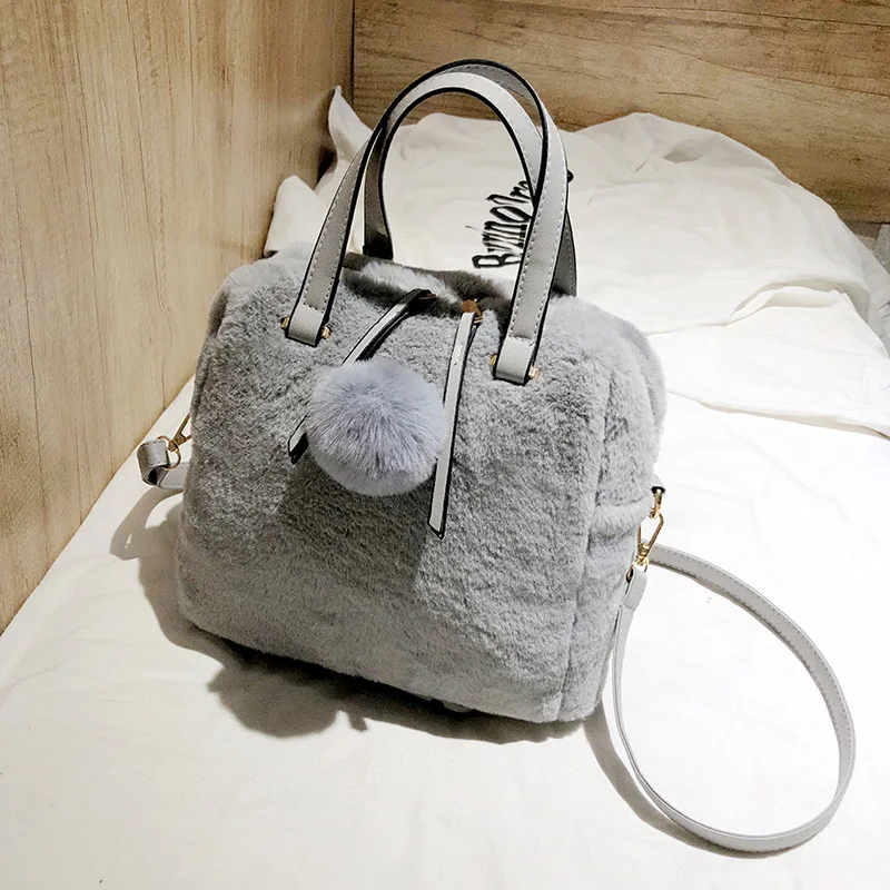 

Melke 2019 brand women casual tote bag Plush shoulder messenger bags high quality Velvet Leather handbag with fur ball M1214