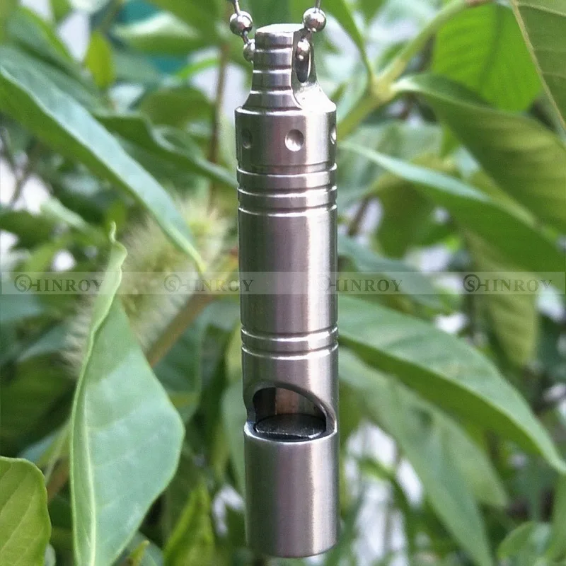 

Titanium Alloy Round Hiking EDC Outdoor Camping Emergency Survival Gear Rescue Emergency SOS Whistle