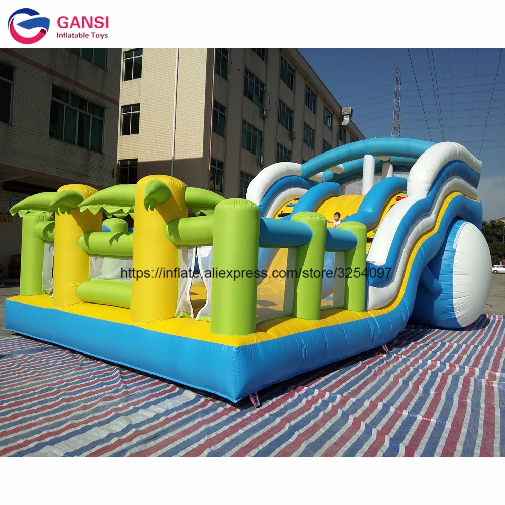 

Having fun giant inflatable dry slide, inflatable stair slide for kids playing outdoors
