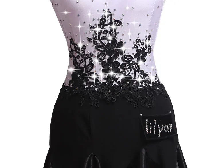 HTB1z4XDRxjaK1RjSZKzq6xVwXXav