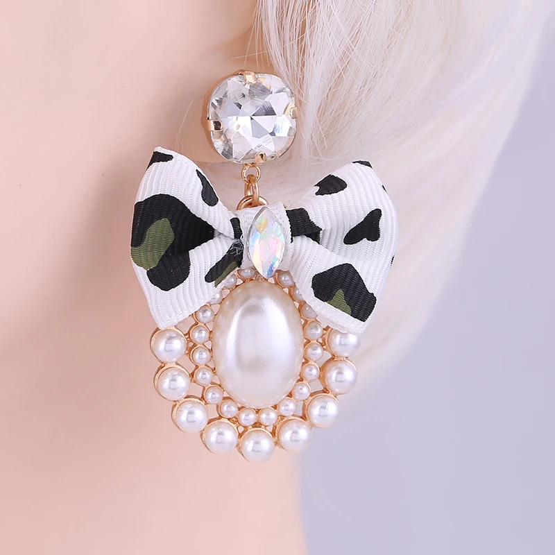 Earrings for woman