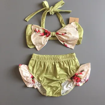 

Cute baby girls quick dry swimwear toddlers flowers bows bikini and ruffles short set little girls beach wear set wholesale 0-5Y