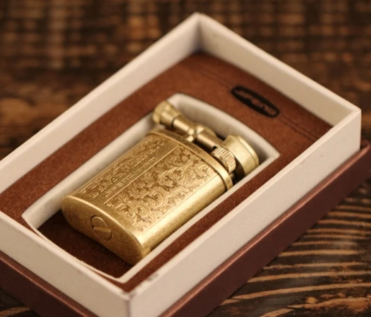 

Retro kerosene authentic 6.4*3.8cm brand jifeng flower Lighter JF-018