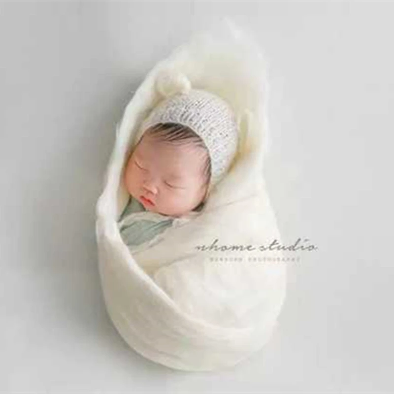 

Wool Felted Round Blanket Merino Wool Blanket Layer Newborn Wooden Basket Stuffer Filler Photography Props Baby Swaddle Sack