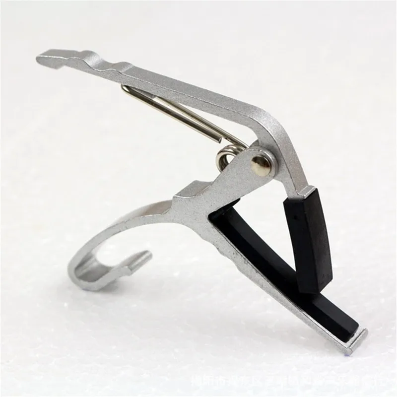 Hands-grabbing-transposing-ballad-guitar-tone-sandhi-Especially-in-the-kerry-alloy-metaphone-clip-Guitar-accessories.jpg_640x640 (2)
