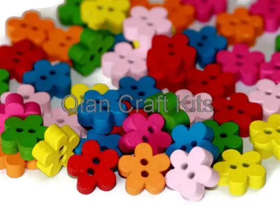 

600 цветочных пуговиц 12 мм-окрашенные деревянные пуговицы в форме цветка-яркие цветные толстые деревянные пуговицы