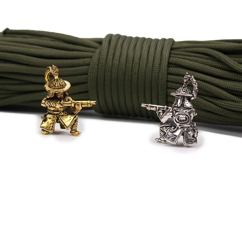 1 قطعة Paracord الخرز المعادن سحر ل paracord سوار إكسسوارات بقاء DIY قلادة مشبك ل paracord سكين اسهم