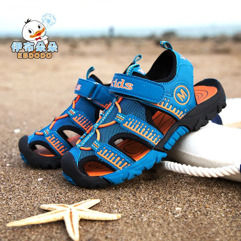 

Children's sandals 2018 summer new head of contracted labour boys beach shoes student anti slip soft bottom.