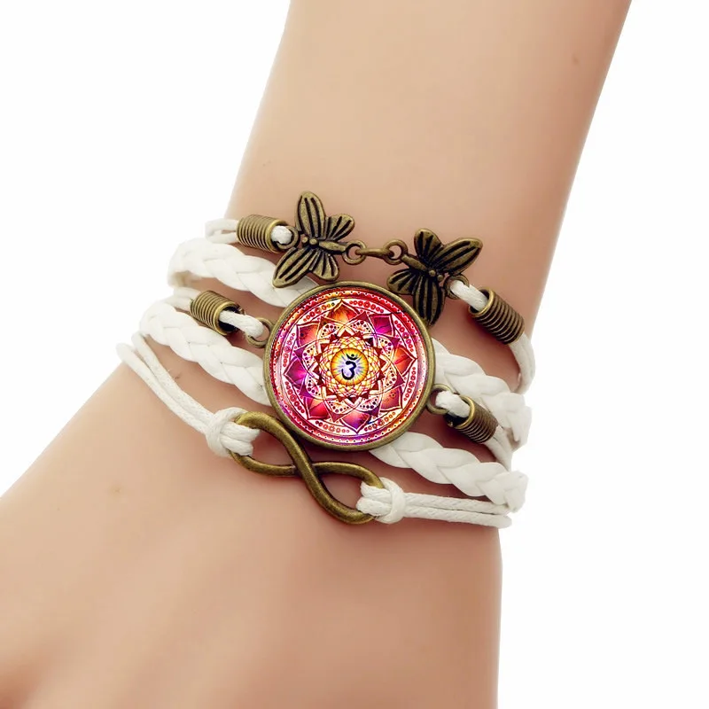 8905409039_1618818564