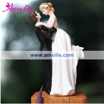 

New arrival Bride and Groom Wedding Cake Decoration Party Favors Gifts