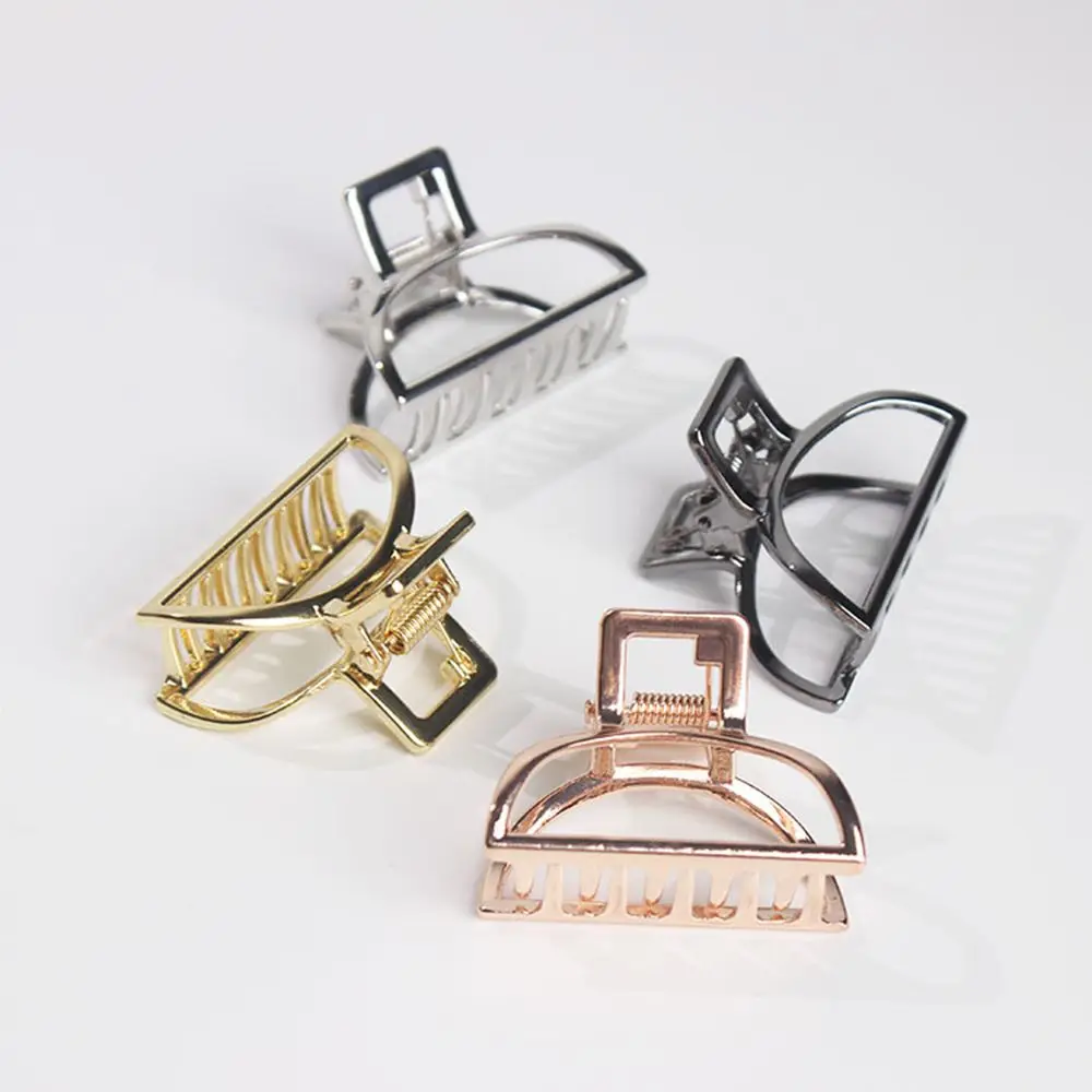 

Stylish Hair Crab Make UP Shower hair Holder Hair Accessories Bun Maker Women Hair Claw Hairpins Solid Color Women Ladies