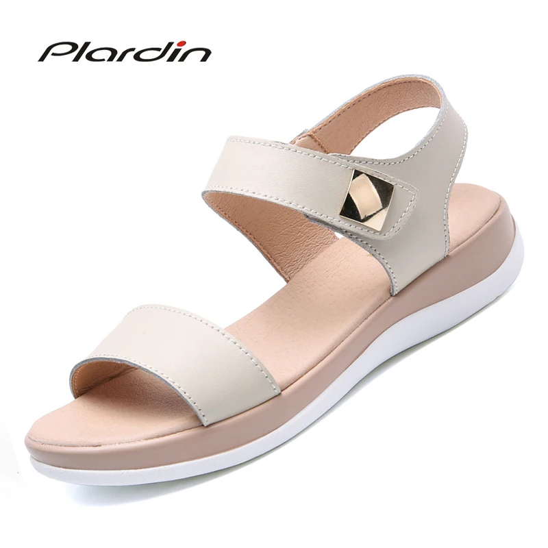 

Plardin New Women Summer Sandals Platform Flat Sandals Shoes Metal Decoration Women Ladies Shoes Wedge Sandals Shoes Flip flops