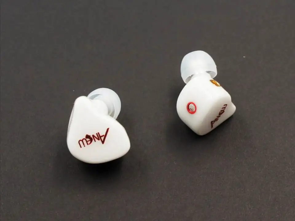 U1 Динамический драйвер MMCX съемный HiFi аудиофиловые наушники-вкладыши IEMs - Цвет: White