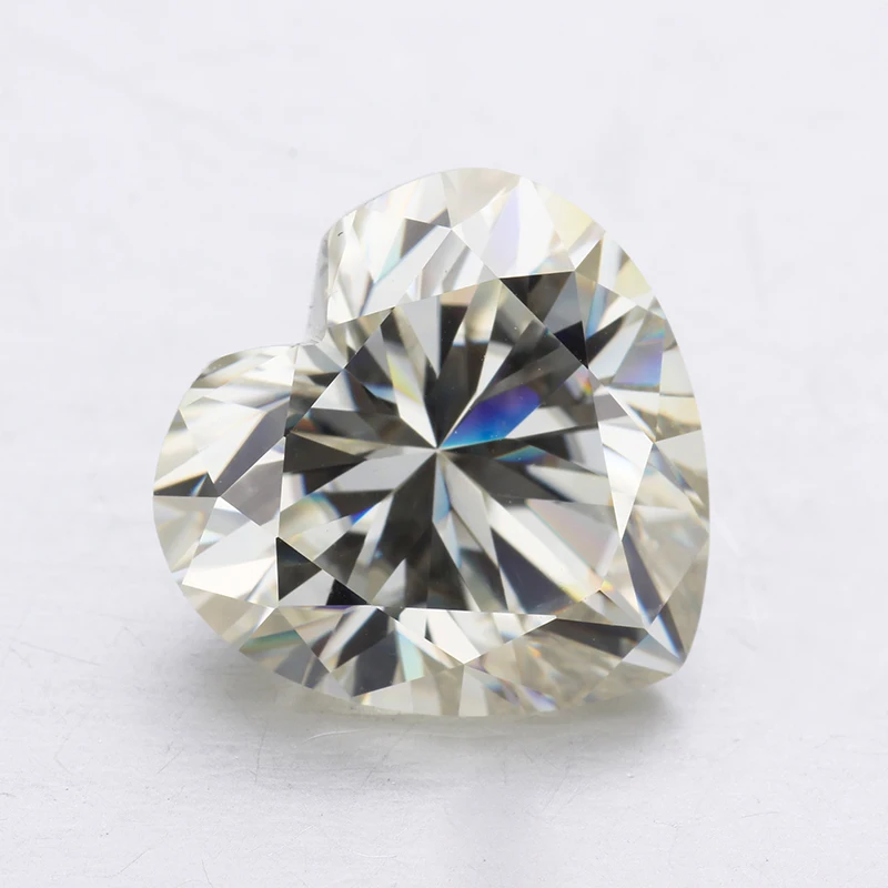 1.2 carat IJ Color Loose Moissanites 7*7mm Heart Shape Brilliant Cut Moissanites Stone for Jewelry Making 1.2 carat IJ Color Loose Moissanites 7*7mm Heart Shape Brilliant Cut Moissanites Stone for Jewelry Making