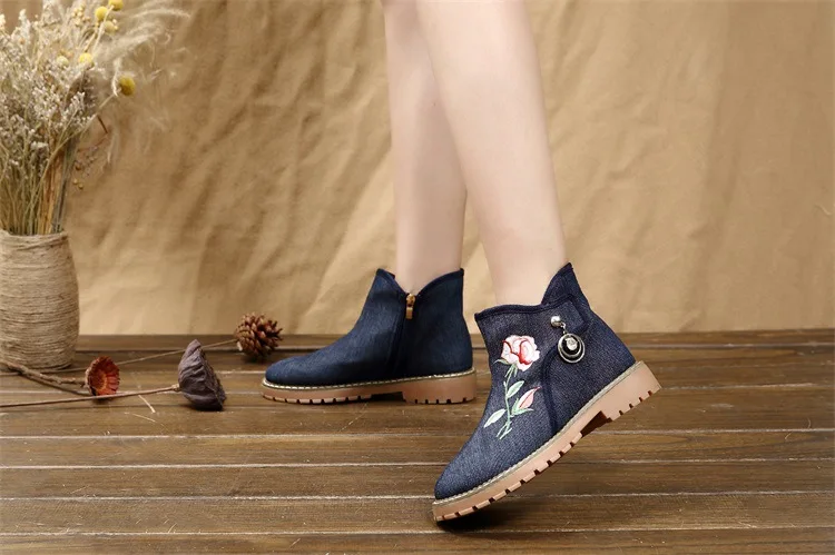 National Women's Boots Embroidered Shoes Autumn Winter Ladies Snow Boots Retro Cotton Fabric Short Plush Boots Shoes Big Size 40 (19)