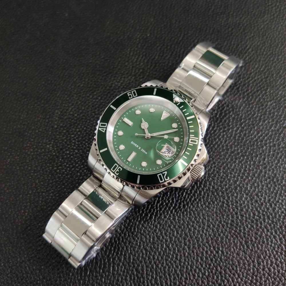 

Multi Color Dial Men Vintage Stainless Steel Dive Watch Quartz 200M Water Resistant Relojes Hombre 2019