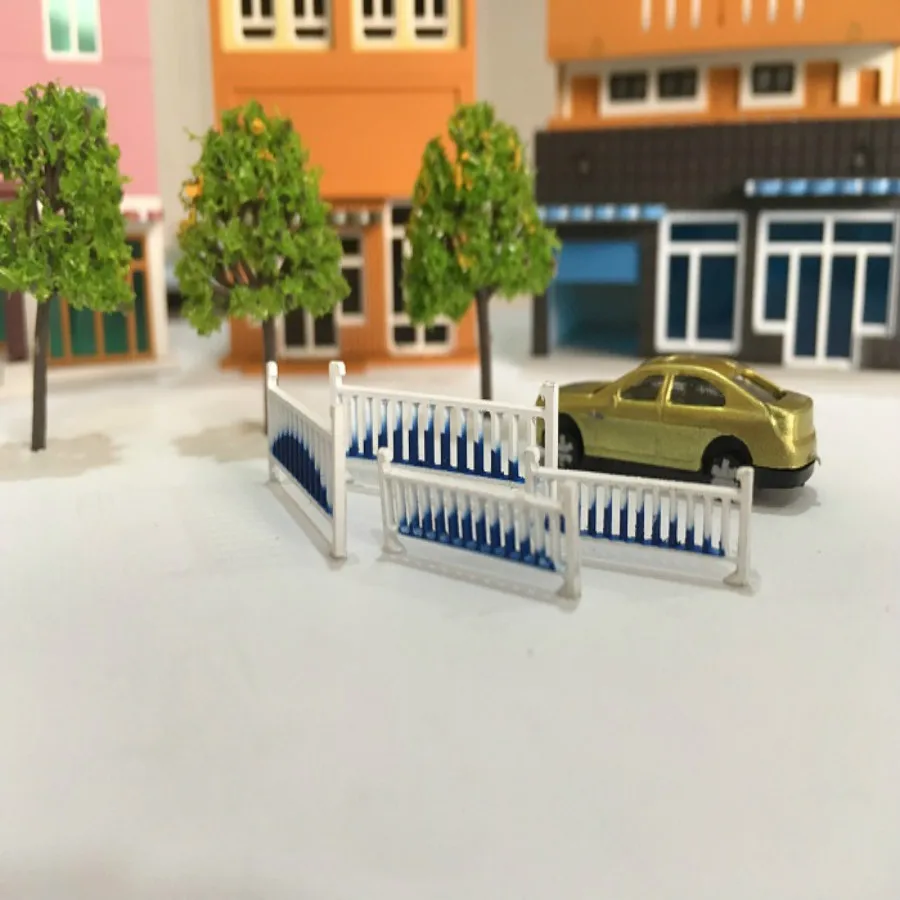 n train layout fence (1)
