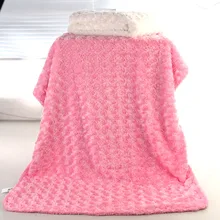 Новое Детское одеяло для кормления, фланелевое одеяло с розами, Коралловое Флисовое одеяло с цветочным рисунком, накидка для пеленания, постельные принадлежности, 76x102 см