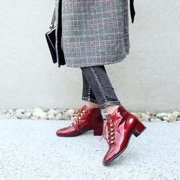 

GPOKHDS 2019 women ankle boots soft Cow leather winter lace up short plush Rome style red color square toe high heels boots
