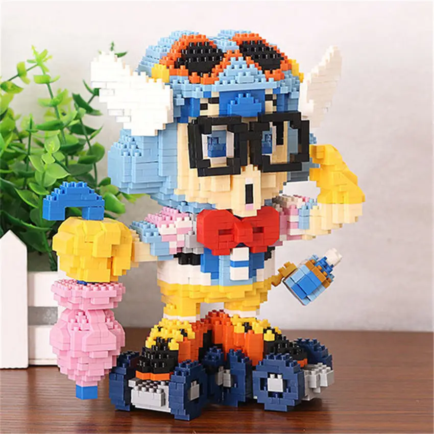 

WiseHawk Hobbies Big Size Arale Building Blocks Japanese Anime Cartoon DIY Plastic Model Children Game For Educational Toys