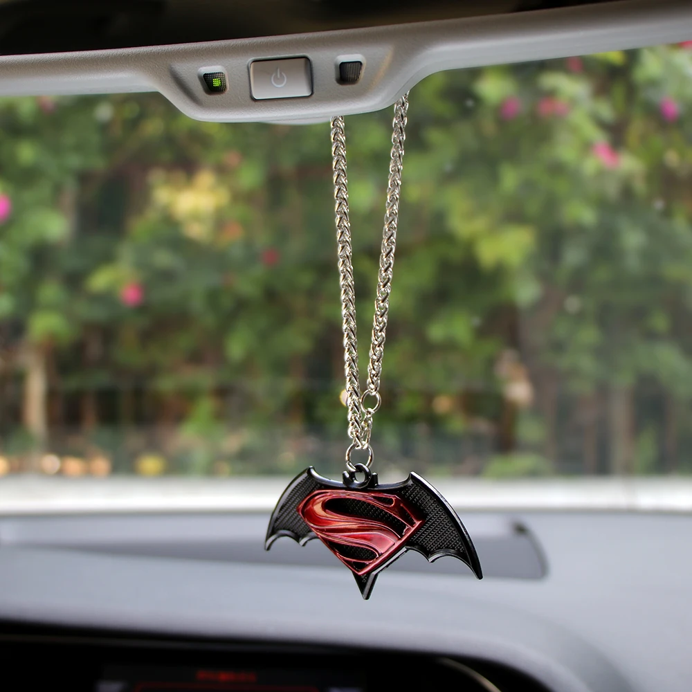 

Car Pendant 3D Metal Decorations Ornaments Hanging for Superman Batman Emblem Rearview Mirror Automobile Interior Accessories